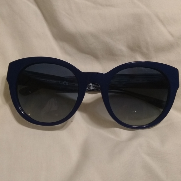 Tory Burch (BLUE) frame sunglasses